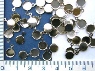 Lůžka na pryskyřici a lepení kamínků,barva stříbrná,střed 6mm,1ks