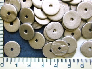 Perleť donut 13mm, stříbrný,1ks