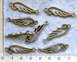 Ramínka, stř.křídlo-2očka, 32x10mm,1ks