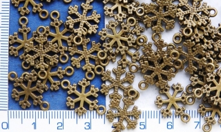 Ramínka, vločka 2 očka,19x7mm,barva mosaz, 1ks