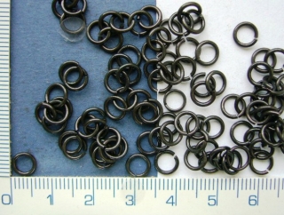 Kroužky, barva černá, 6mm, 100ks