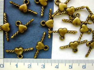 Zapínání do bužírek,mosazné srdíčko,4x20mm,1ks