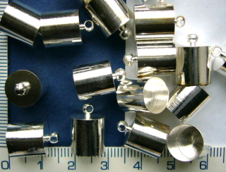 Kaplíky, stříbrný vlepovací, otvor 9,5mm,1ks