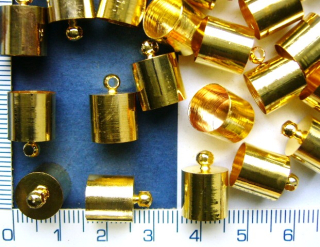 Kaplíky,zlatý vlepovací, otvor 9,5mm,1ks